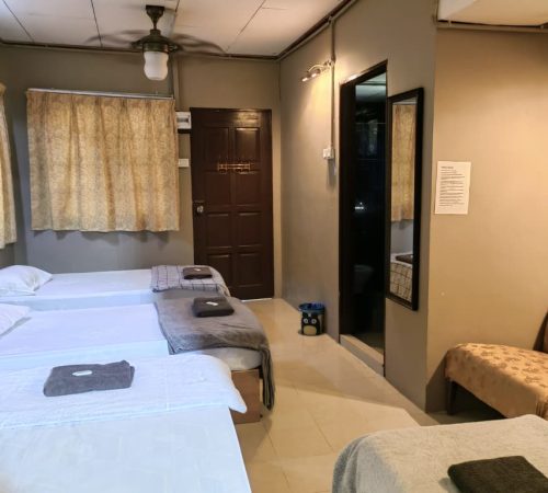 WhatsApp Image 2025-09-28 at 11.39.53 PM